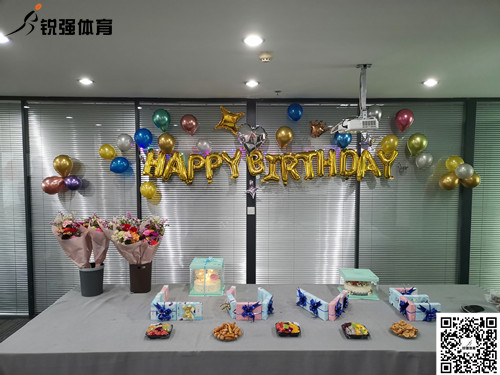 耀世娱乐体育为在第一季度过生日的员工送上生日祝福