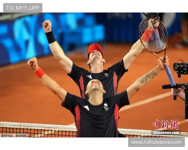 熊朝忠私下买菜用的名牌包，比赛场上还隆重？